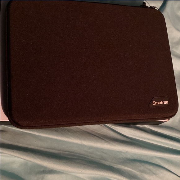 Smatree A1331B Hard Shell Laptop Sleeve Case - Picture 3 of 5